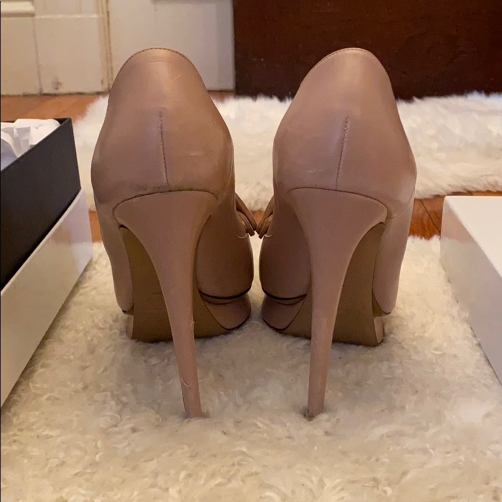 Nicholas Kirkwood Beige Tassel Heels - Picture 5 of 7